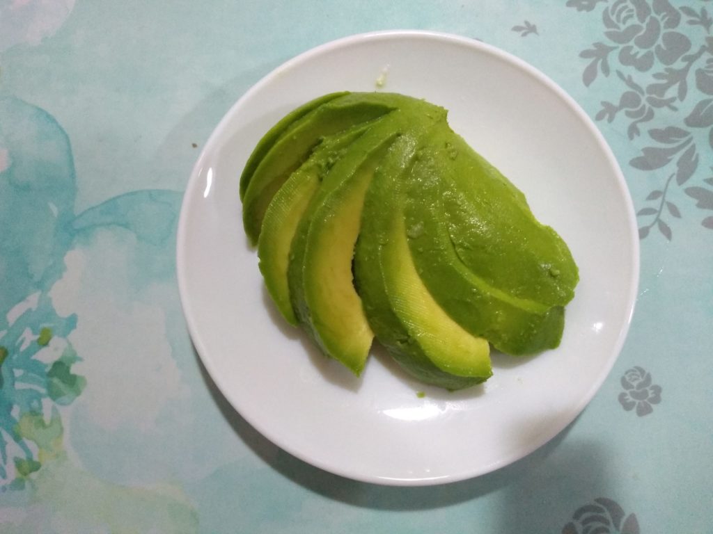 La ensalada de los reyes con mango y aguacate