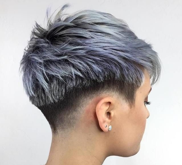 pixie muy corto gris