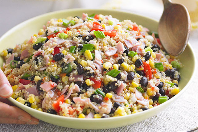 :nsalada de quinoa con jamón york y pasas.