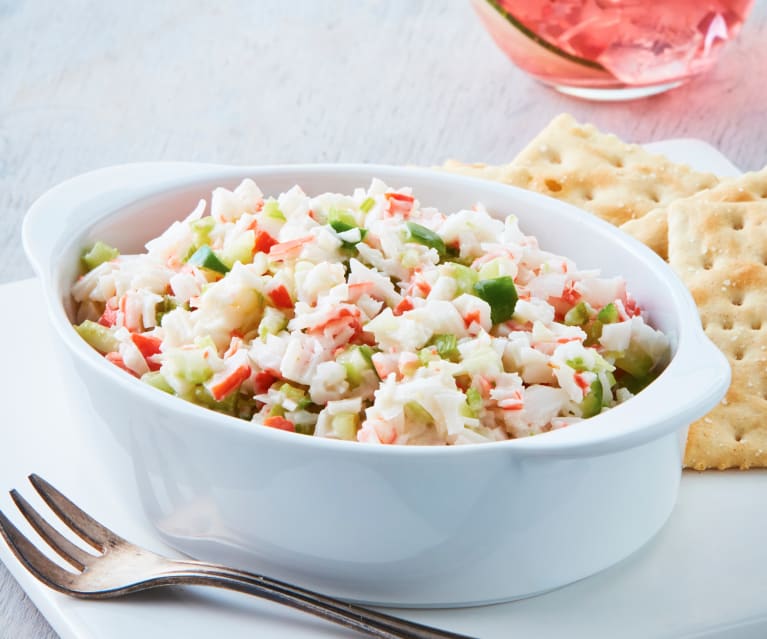 Ensalada de arroz con surimi