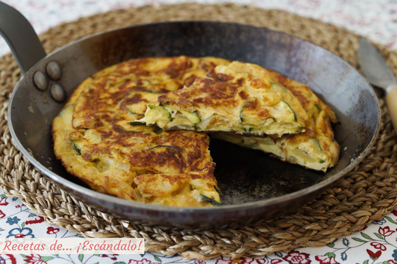 Tortilla de calabacín, ¡qué placer tan sano!