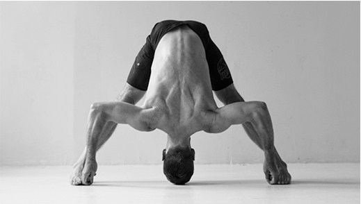 Clase de Bodycombat y yoga impresionante
