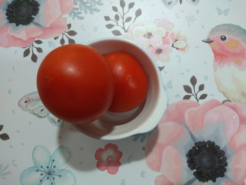 tomate fresco